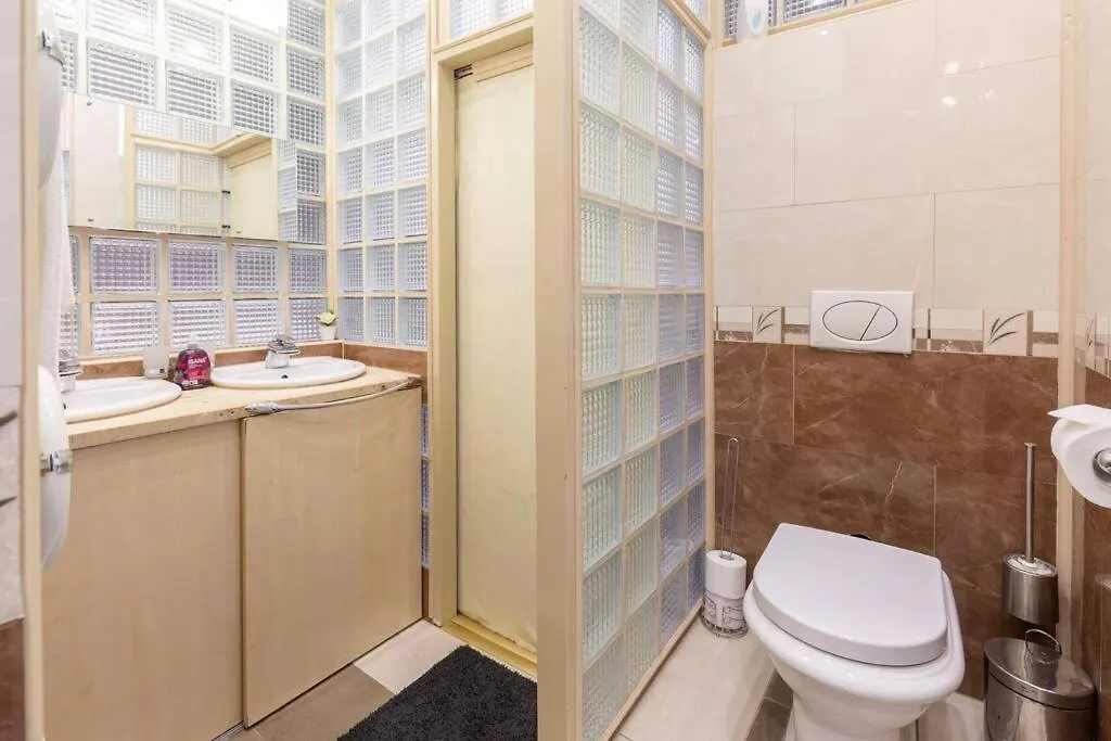 Stylish Central Budapest Apartment Ungheria