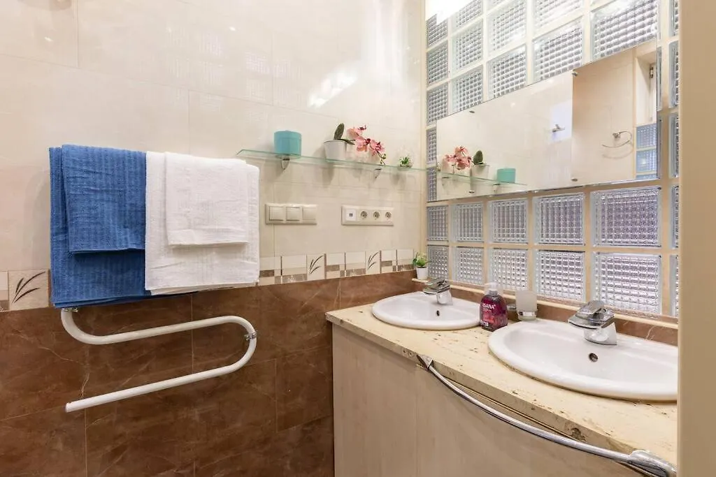 Stylish Central Budapest Apartment